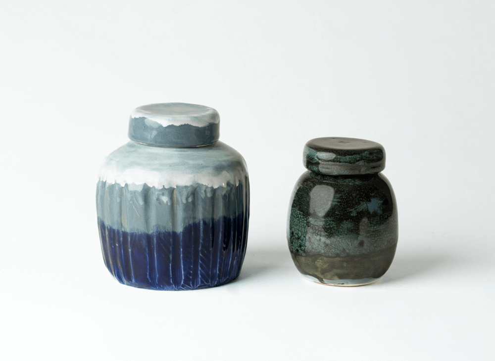 Summerland Pet Cremation COVER Ceramic Urn From the earth range-1000x730 2